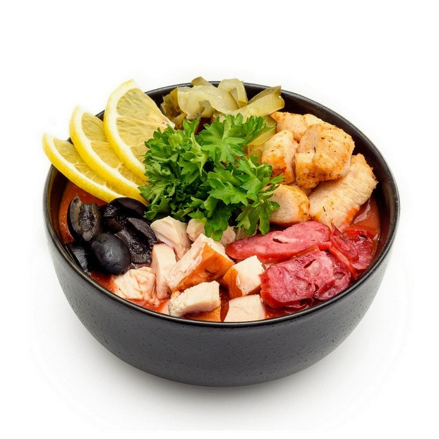 Солянка мясная 